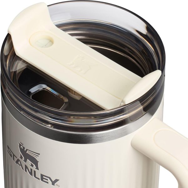 Daily Drop! The Tumbler Everyone Wants – Win a Stanley Quencher®